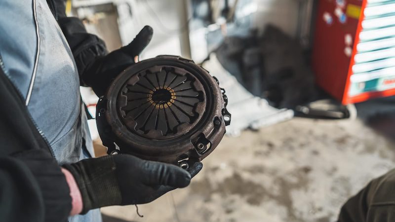 Изношенное сцепление после прибавки крутящего момента